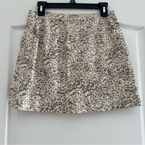 Free People Fake Out Leopard Print Faux Leather Skirt in Light Combo Size 6 - Picture 9 of 12